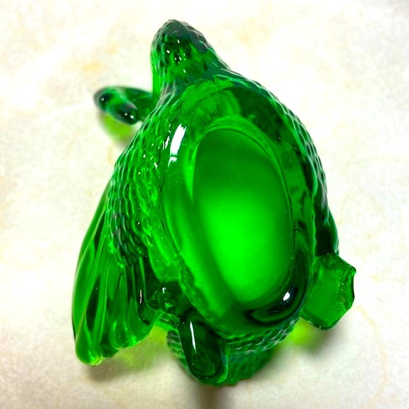 Mosser Glass Emerald Green Swan Miniature 3 Inches Vintage Pristine Condition - Picture 8 of 11